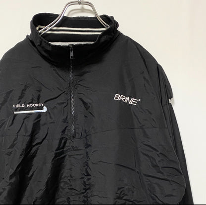 古着 used　BRINE　長袖ハーフジップナイロンスタジャン　ハイネックプルオーバー　刺繡デザイン　ホッケー　黒　XLサイズ