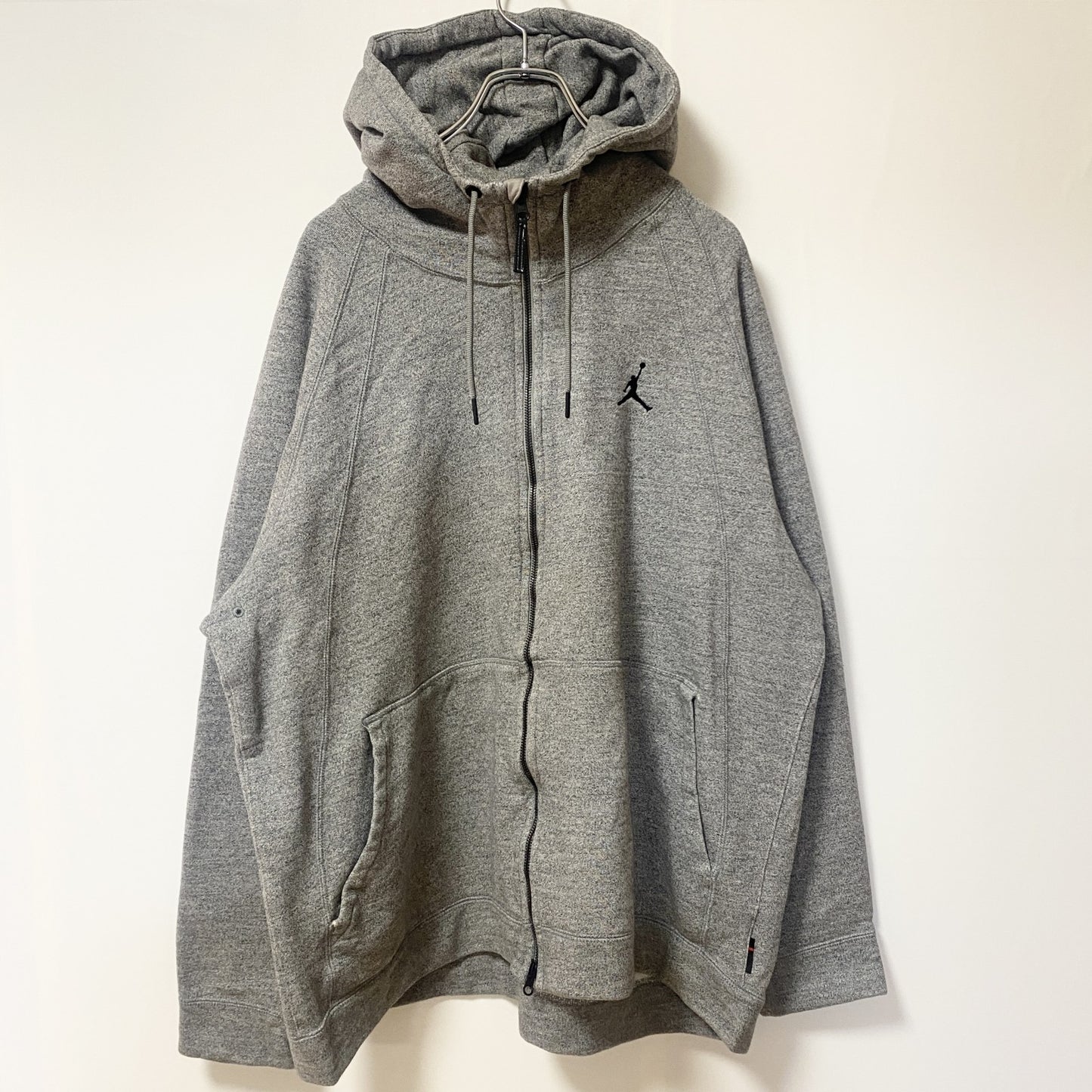 古着 used　AIR JORDAN　長袖ワンポイントロゴフルジップパーカー　スウェットフーディ　グレー　3XLサイズ