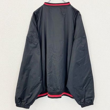 古着 used　Champion　チャンピオン　長袖ナイロンプルオーバー　ワンポイント刺繍　ボストン　黒　2XLサイズ