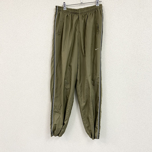 00s　NIKE　ナイキ　トラックパンツ/ジャージパンツ　刺繍ロゴ　スウッシュ　ヴィンテージ　カーキ　XLサイズ