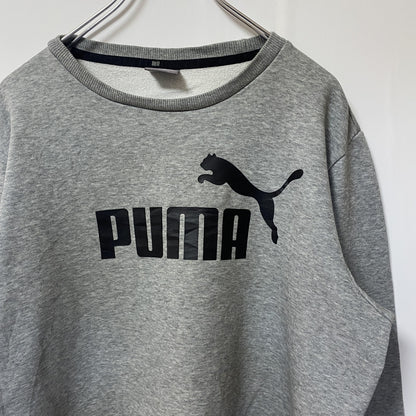 古着 used　PUMA プーマ　長袖フロントデザインスウェット　トレーナー　クルーネック　グレー　カジュアル　Mサイズ