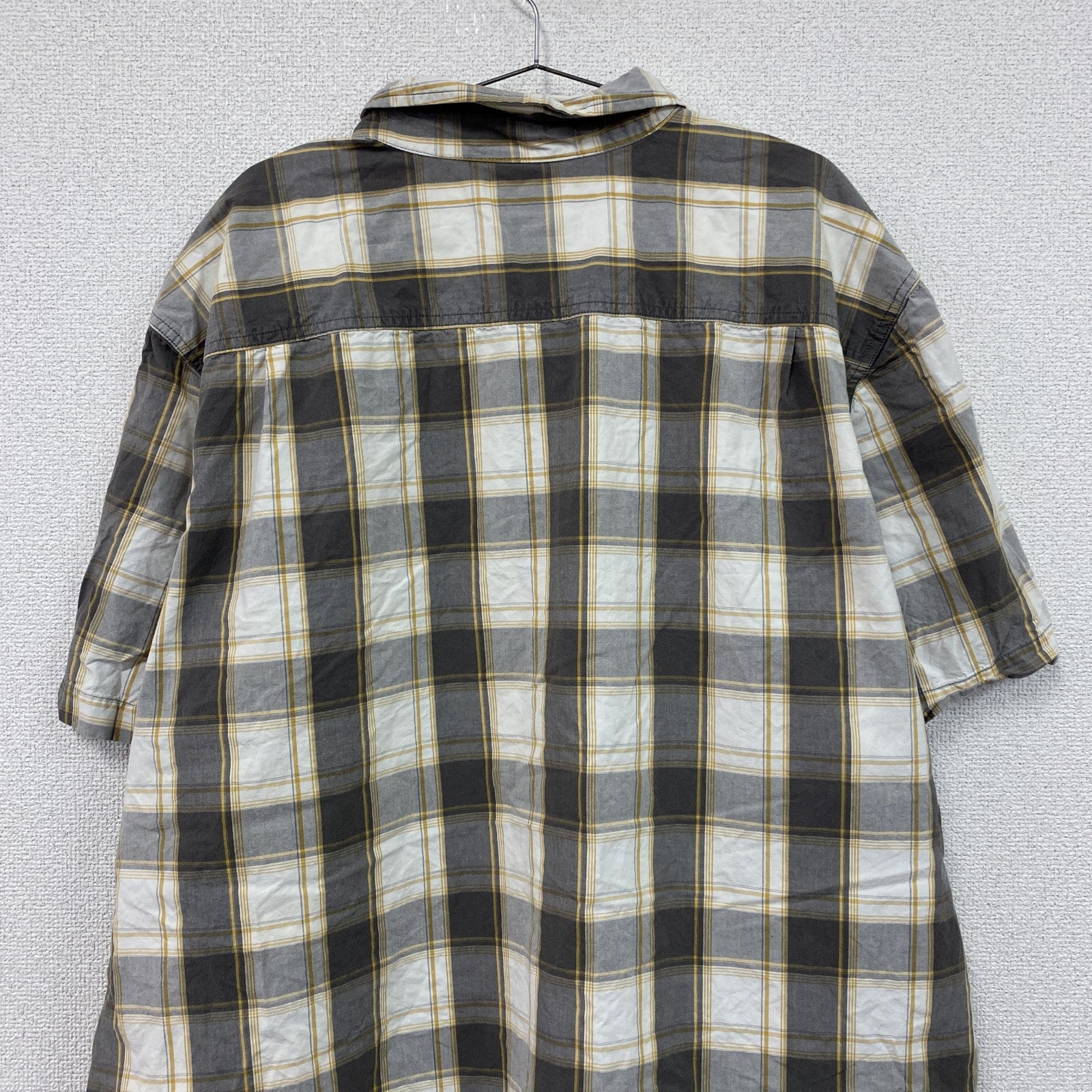 Carhartt　カーハート　半袖ボタンダウンシャツ　チェック柄　灰色　白　グレー　ホワイト　2XLサイズ