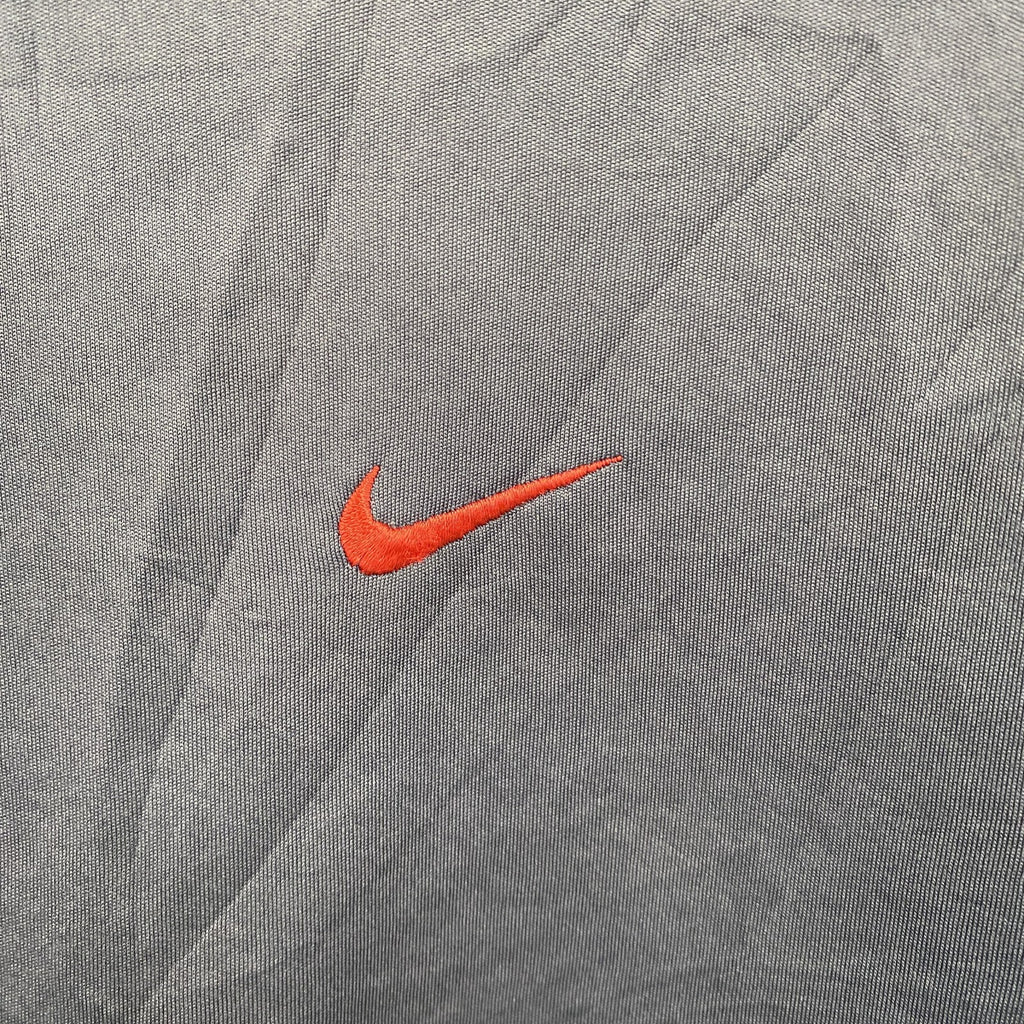 NIKE　ナイキ　フルジップパーカー/フーディー　灰色　グレー　Mサイズ