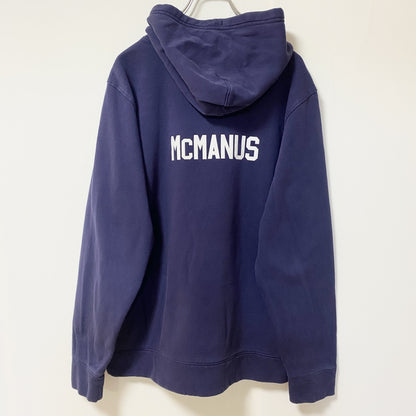 古着 used UNDER ARMOUR　長袖プリントデザインスウェット　フーディー　ネイビー　前ポケット　Ｌサイズ