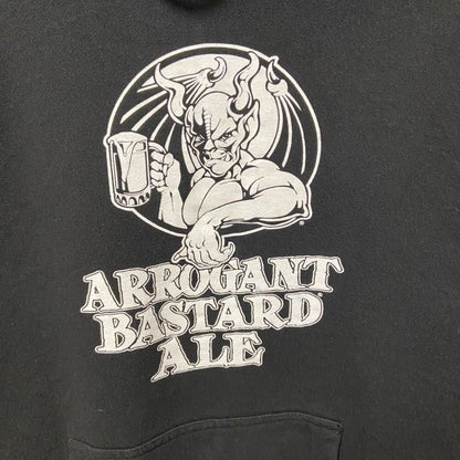 古着 used　ARROGANT BASTARD ALE　長袖プリントパーカー　バックプリント　黒　ブラック　レトロデザイン