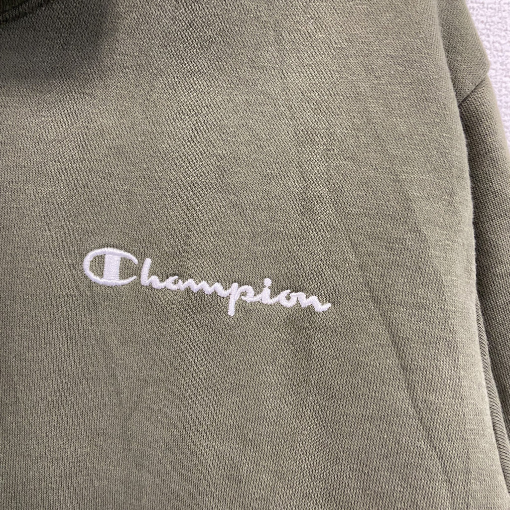 champion　チャンピオン　スウェットパーカー/フーディー　カーキ　Lサイズ