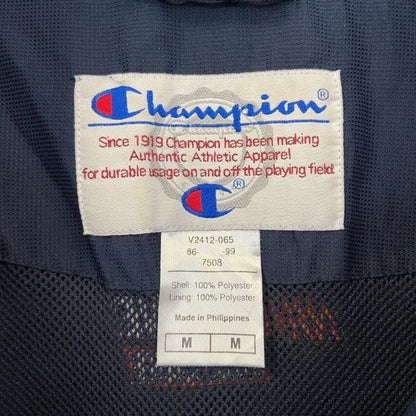 古着 used　Champion　チャンピオン　長袖ハーフジップナイロンジャケット　ワンポイント刺繍　ラクロス　Mサイズ