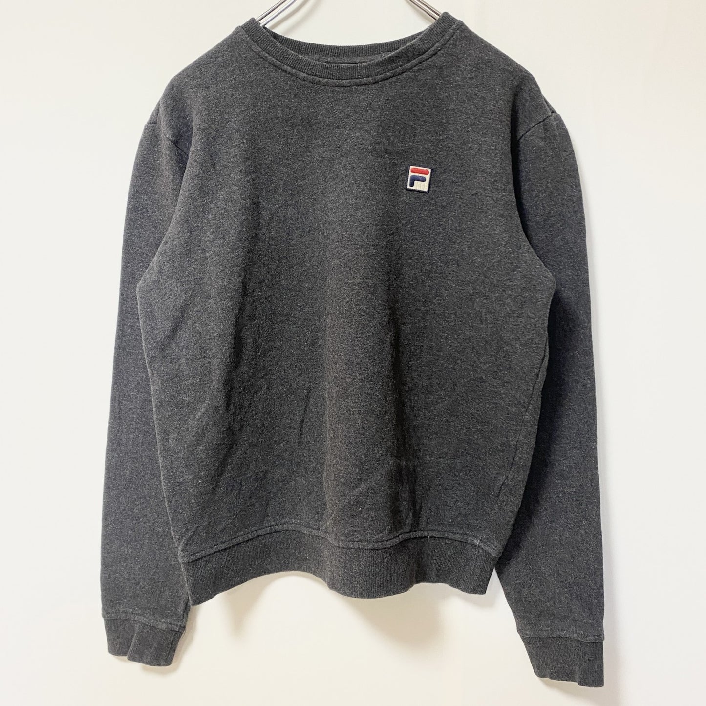 FILA　フィラ　スウェット/トレーナー　刺繍ロゴ　ワンポイント　スポーツミックス　ビッグシルエット　ダークグレー　Lサイズ