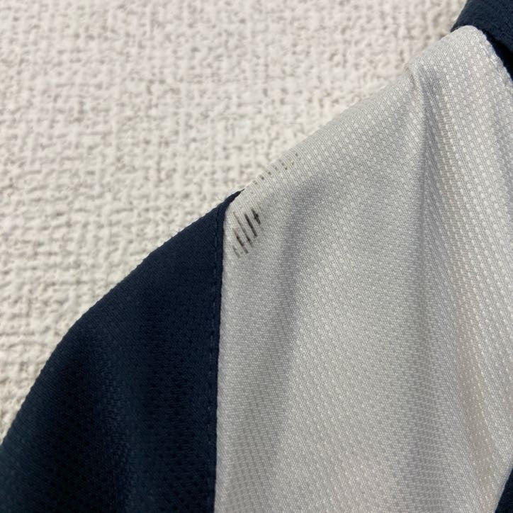古着 used　Champion　チャンピオン　長袖ハーフジップナイロンジャケット　ワンポイント刺繍　ラクロス　Mサイズ
