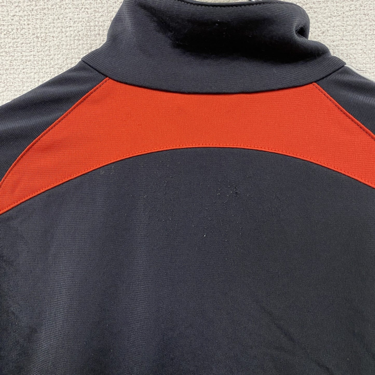 adidas　アディダス　トラックジャケット/ジャージ　パフォーマンスロゴ　黒　ブラック　