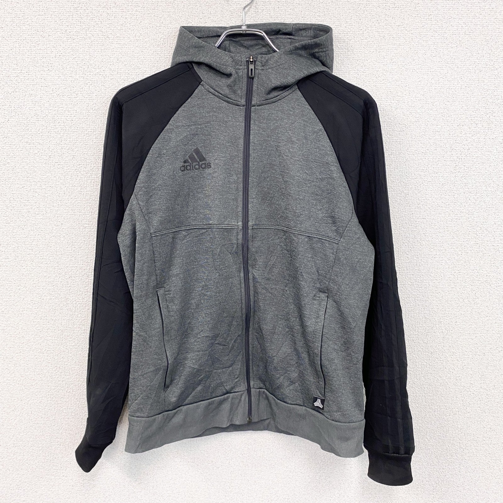 adidas　アディダス　フルジップパーカー/フーディー　バイカラー　灰色　グレー　Mサイズ