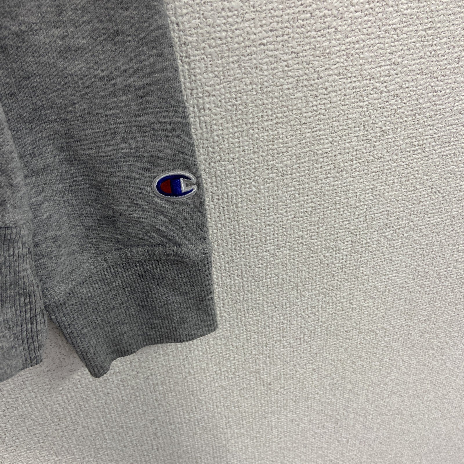 champion　チャンピオン　スウェットパーカー/フーディー　デカロゴ　刺繍ロゴ　ビッグシルエット　灰色　グレー　Mサイズ