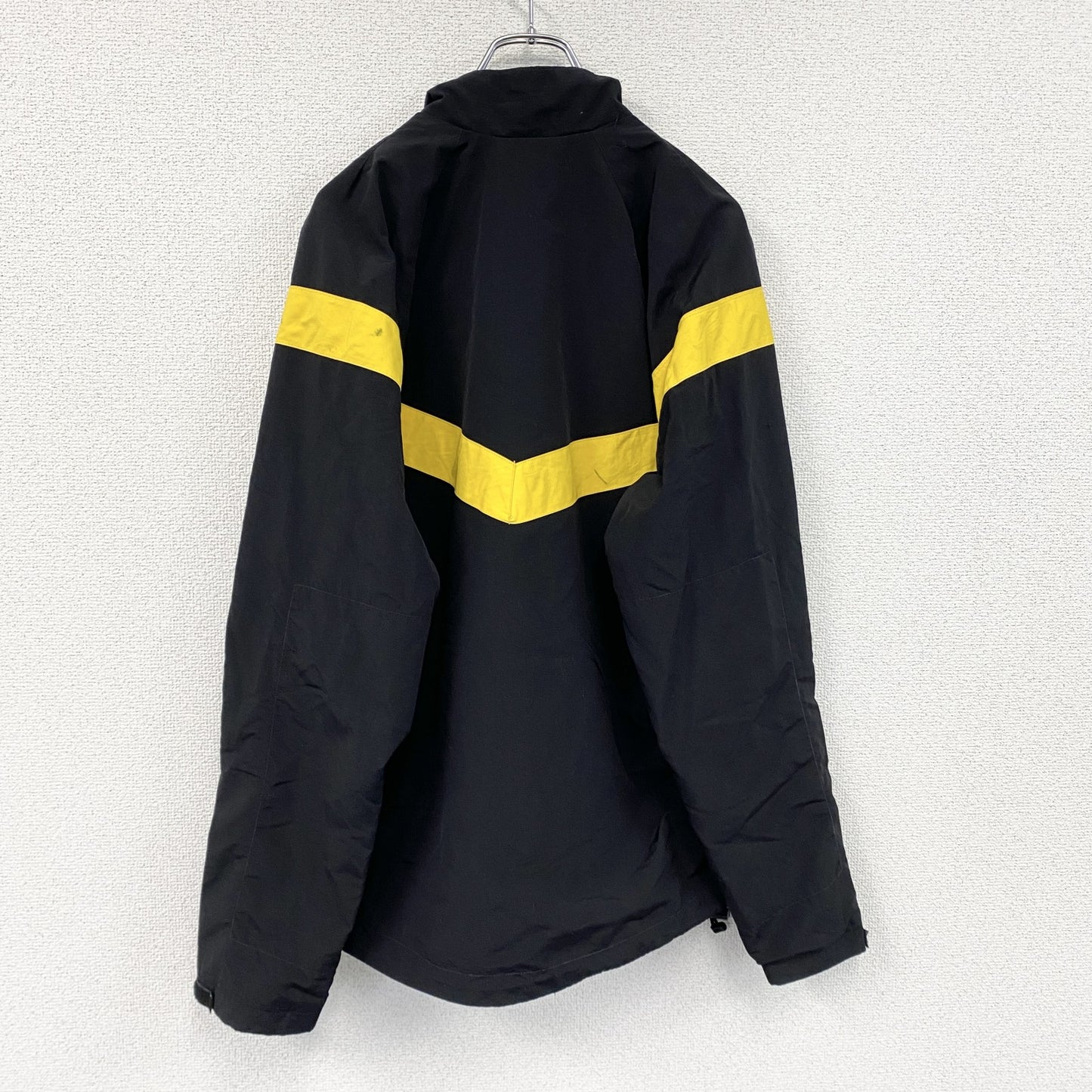 U.S.ARMY　トレーニングジャケット　ナイロンジャケット　ミリタリー　米軍　黒　ブラック