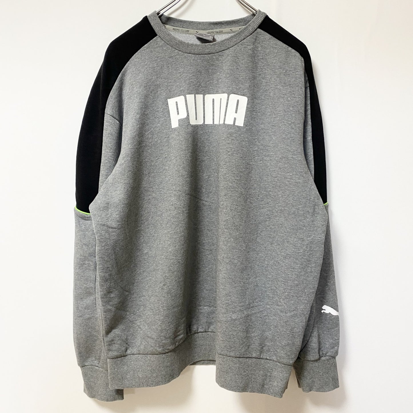 古着 used　PUMA プーマ　長袖フロントデザインスウェット　トレーナー　クルーネック　グレー　カジュアル　Mサイズ