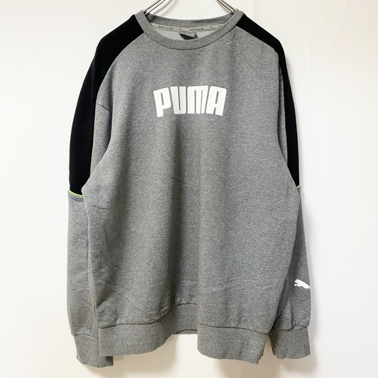 古着 used　PUMA プーマ　長袖フロントデザインスウェット　トレーナー　クルーネック　グレー　カジュアル　Mサイズ