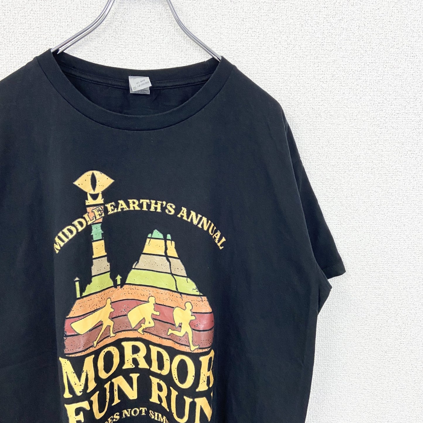 GILDAN　ギルダン　半袖プリントTシャツ　アーチプリント　MORDOR FUN RUN　黒　ブラック　2XLサイズ