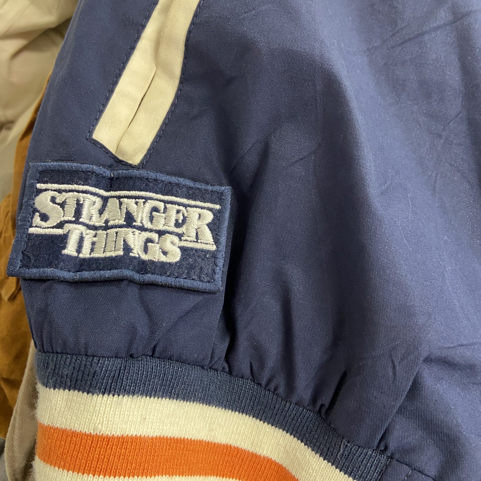 NETFLIX　STRANGER THINGS　スタジャン/スタジアムジャケット　紺　ネイビー　Mサイズ