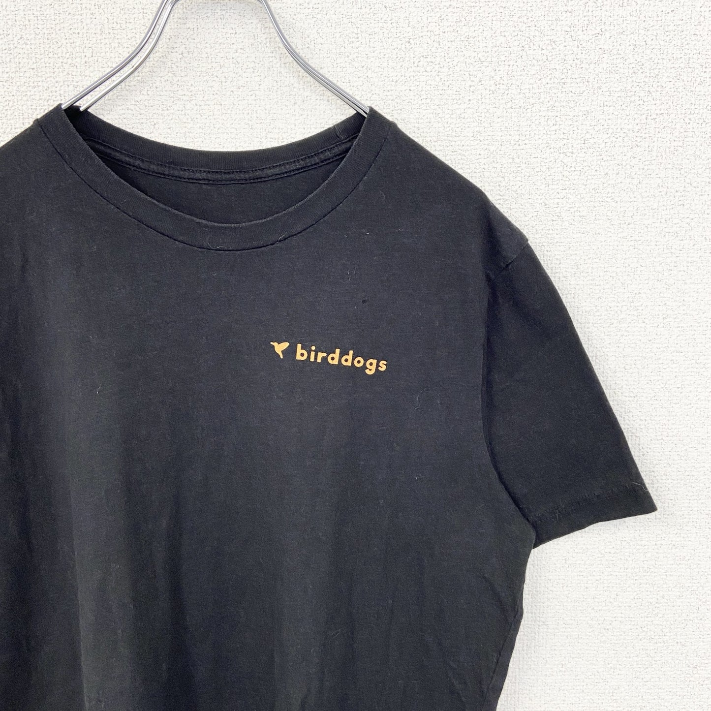 古着 used　BIRDDOGS　半袖ワンポイントプリントTシャツ　バックプリント　グラフィックデザイン　黒　ブラック