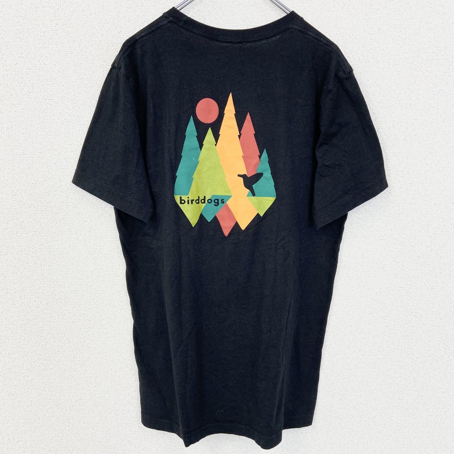 古着 used　BIRDDOGS　半袖ワンポイントプリントTシャツ　バックプリント　グラフィックデザイン　黒　ブラック