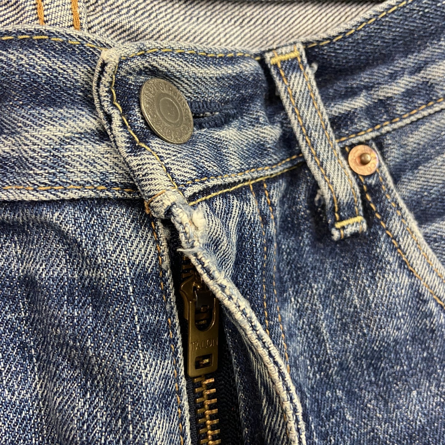 Levi's　リーバイス　502　デニムパンツ/ジーンズ　ジップフライ　縦落ち　インディゴ　W32サイズ