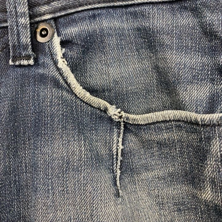 ARMANI EXCHANGE　アルマーニエクスチェンジ　デニムパンツ/ジーンズ　ジップフライ　インディゴ　33サイズ