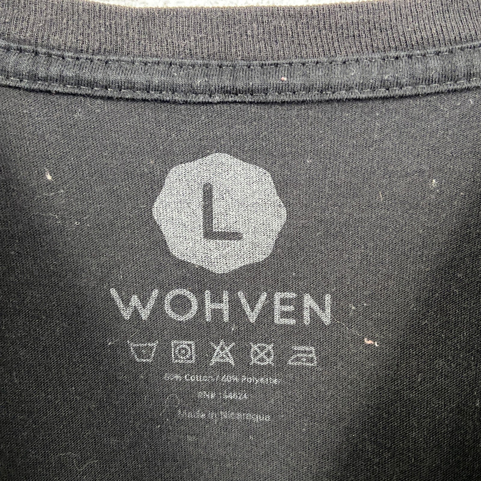 古着 used　WOHVEN　半袖デザインプリントTシャツ　グラフィック　クルーネック　黒　ブラック　春夏服　Lサイズ