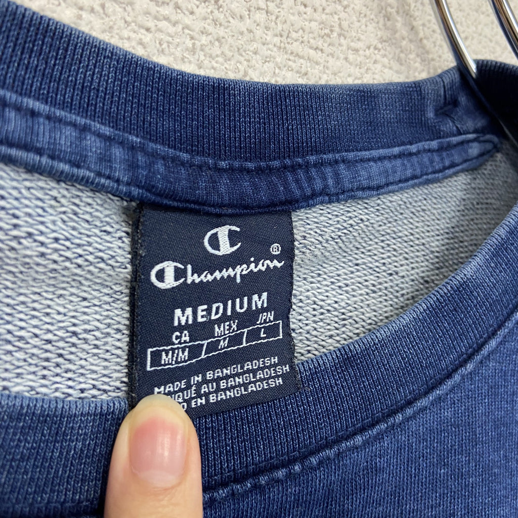 champion　チャンピオン　スウェット/トレーナー　青　Mサイズ