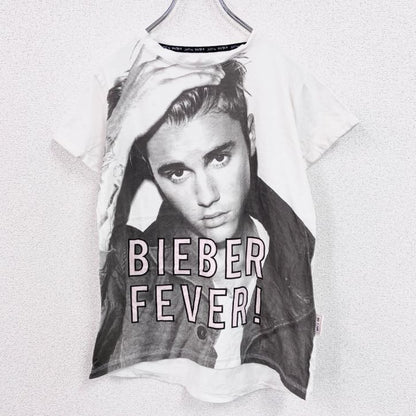 NO:1 FAN　半袖音楽プリントTシャツ　ジャスティンビーバー　白　ホワイト　6-8サイズ
