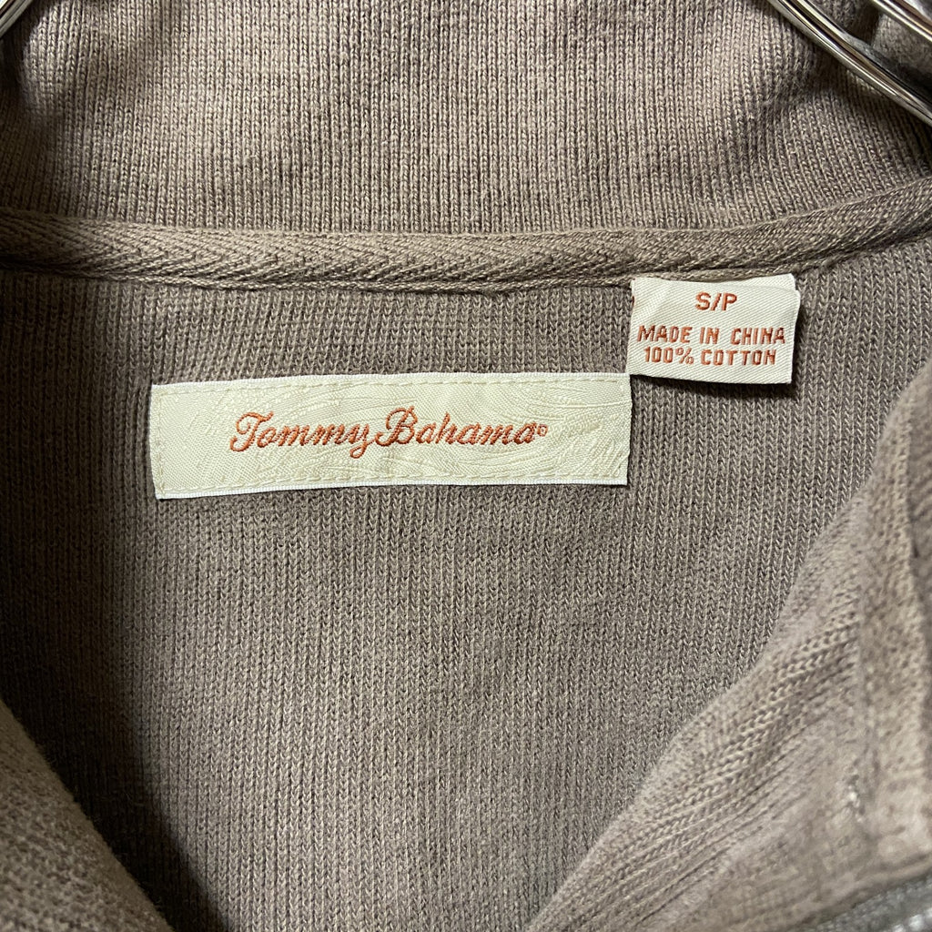 古着 used　Tommy Bahama　長袖ハーフジップセーター　ハイネックニット　ワンポイント刺繍　ベージュ　ブラウン　秋冬服