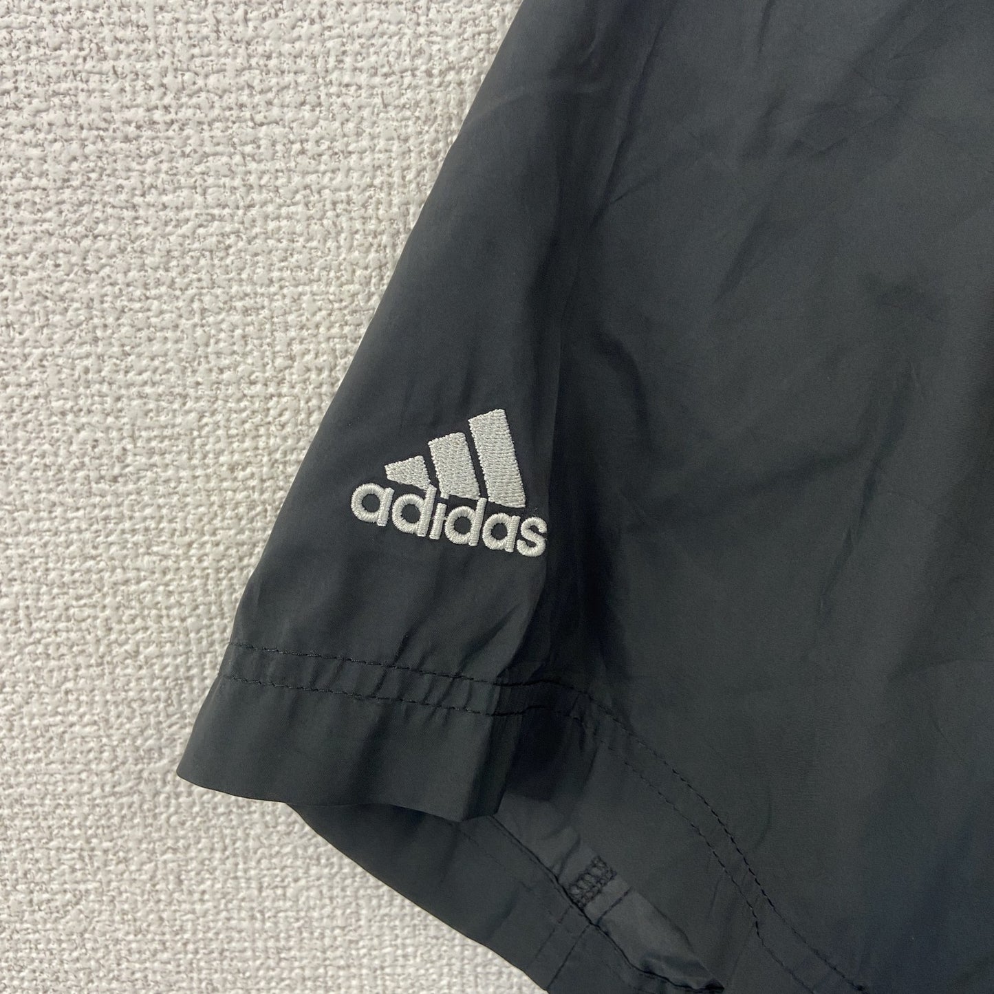 古着 used　adidas アディダス　CLIIMAPROOF　半袖ハーフジップナイロンプルオーバー　ハイネック　黒　Lサイズ