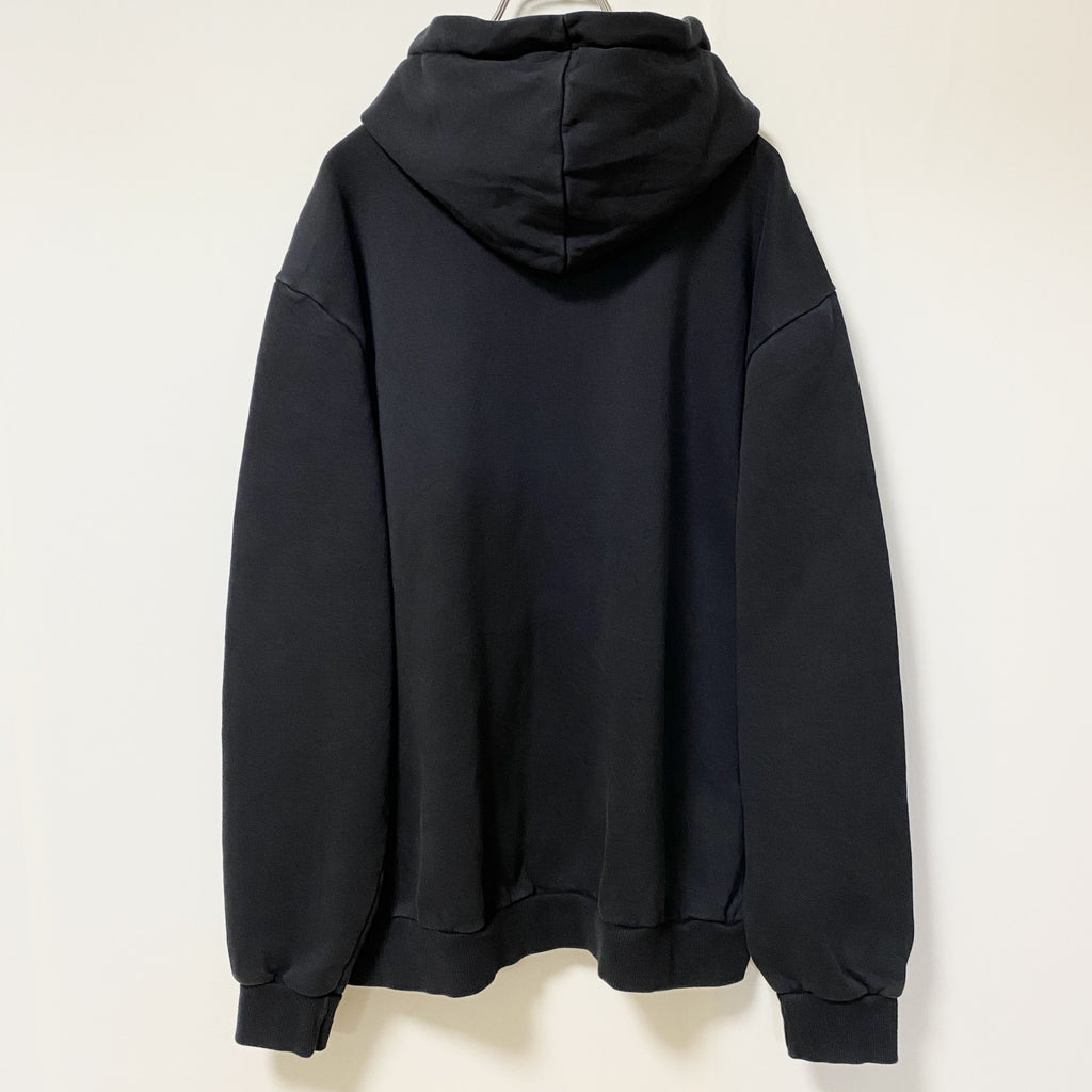 古着 used　PUMA　プーマ　長袖フロントビッグプリントパーカー　スウェットプルオーバー　黒　ビッグシルエット　XLサイズ