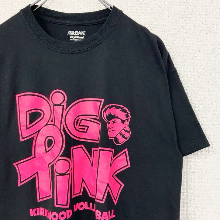 古着 used　GILDAN　ギルダン　半袖ロゴプリントTシャツ　バレーボール　Dig Pink　黒　ブラック　Mサイズ