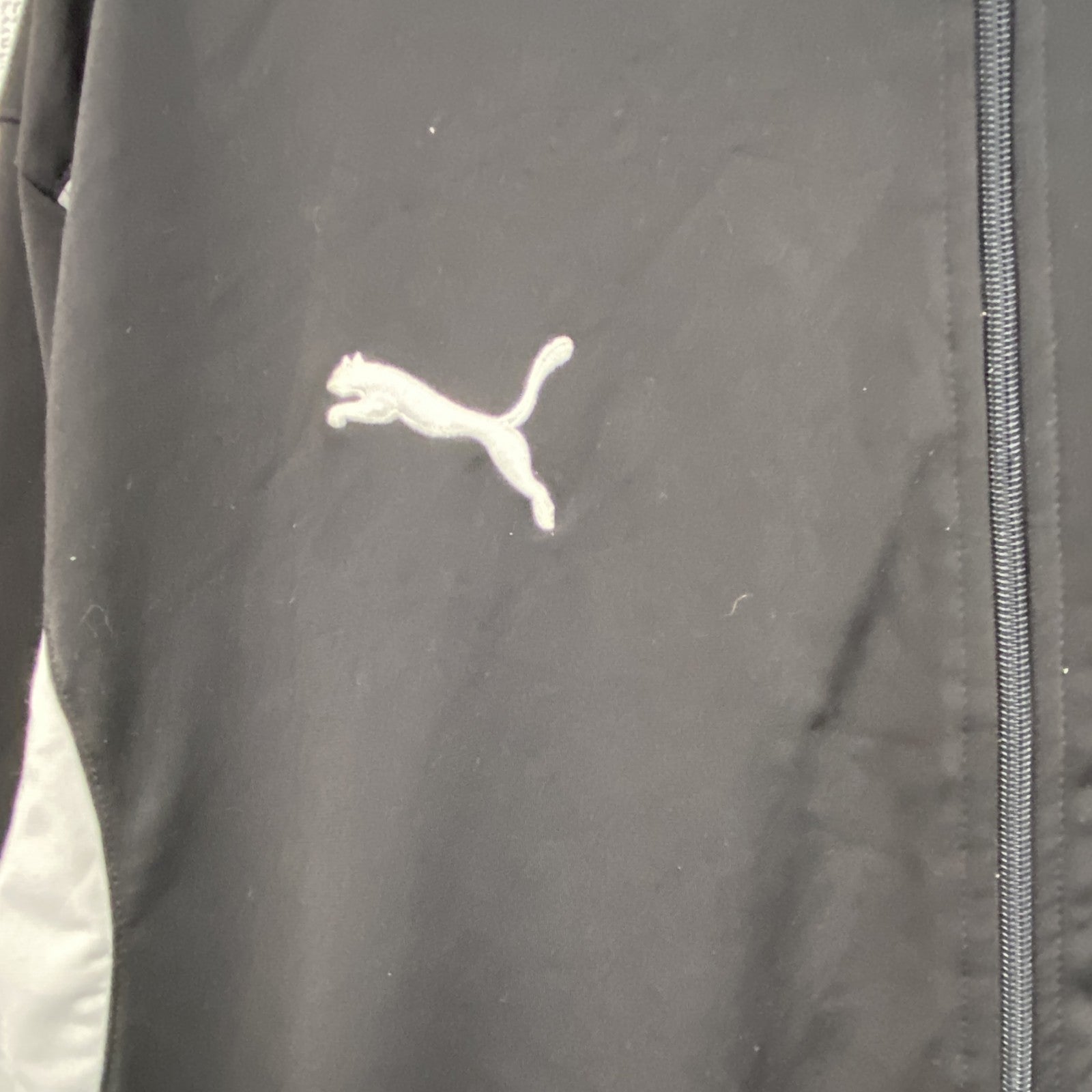 PUMA　プーマ　トラックジャケット/ジャージ　黒　ブラック　XLサイズ