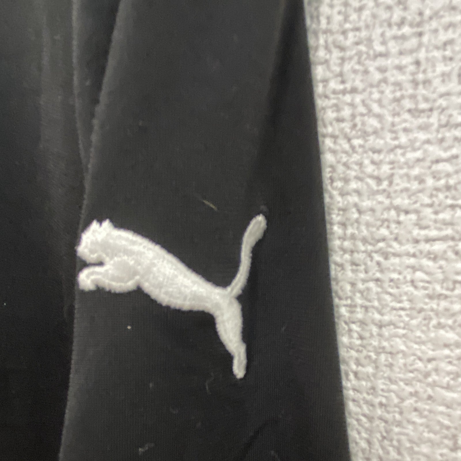 PUMA　プーマ　トラックジャケット/ジャージ　黒　ブラック　XLサイズ