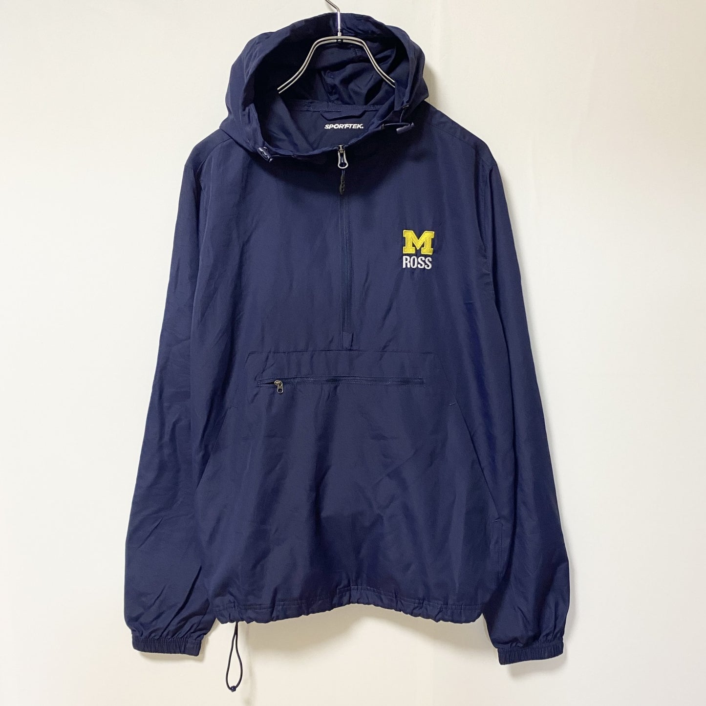 古着 used　SPORT-TEK　長袖ハーフジップナイロンジャケット　アノラックパーカー　ネイビー　ワンポイント刺　Mサイズ