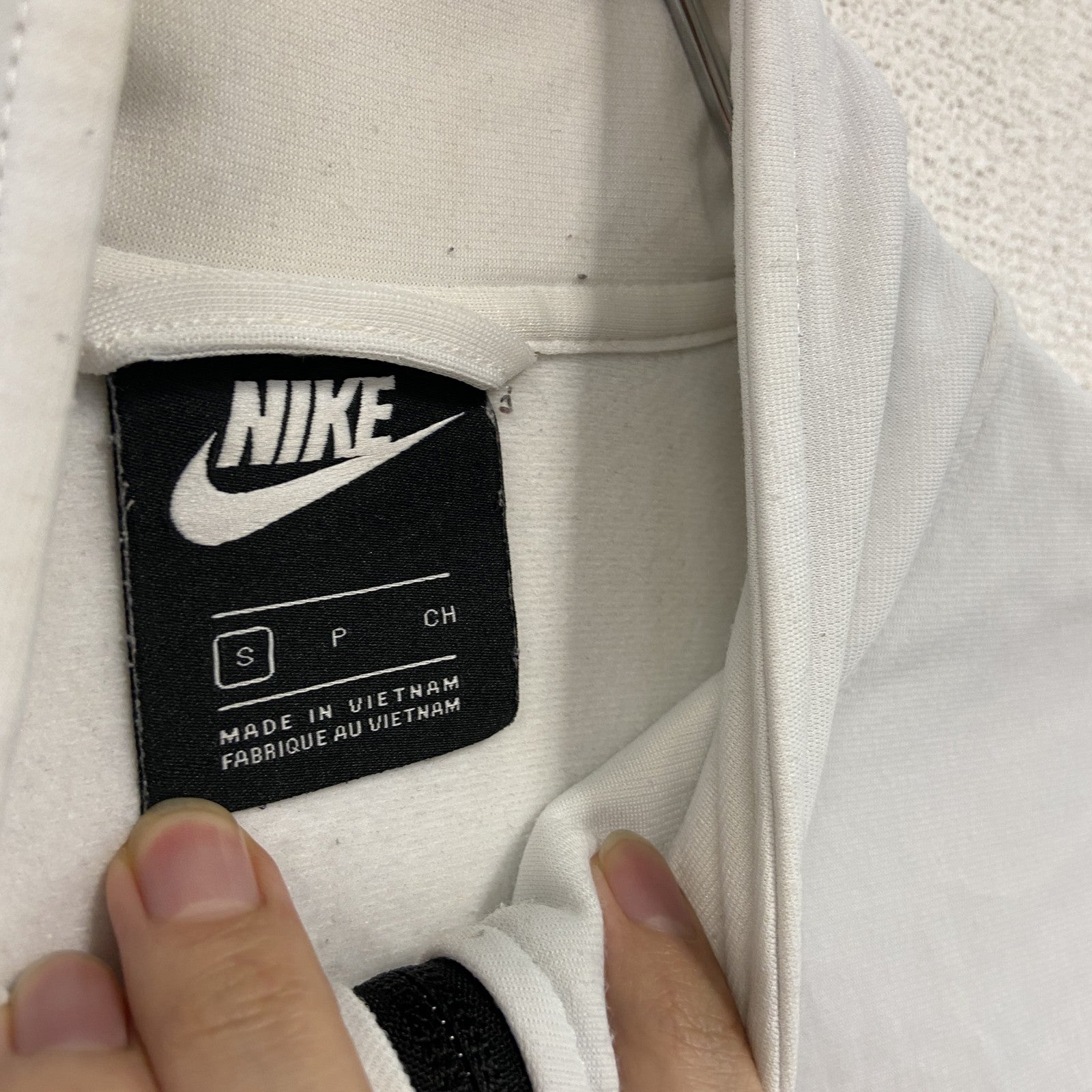 NIKE　ナイキ　トラックジャケット/ジャージ　バイカラー　白　黒　Sサイズ