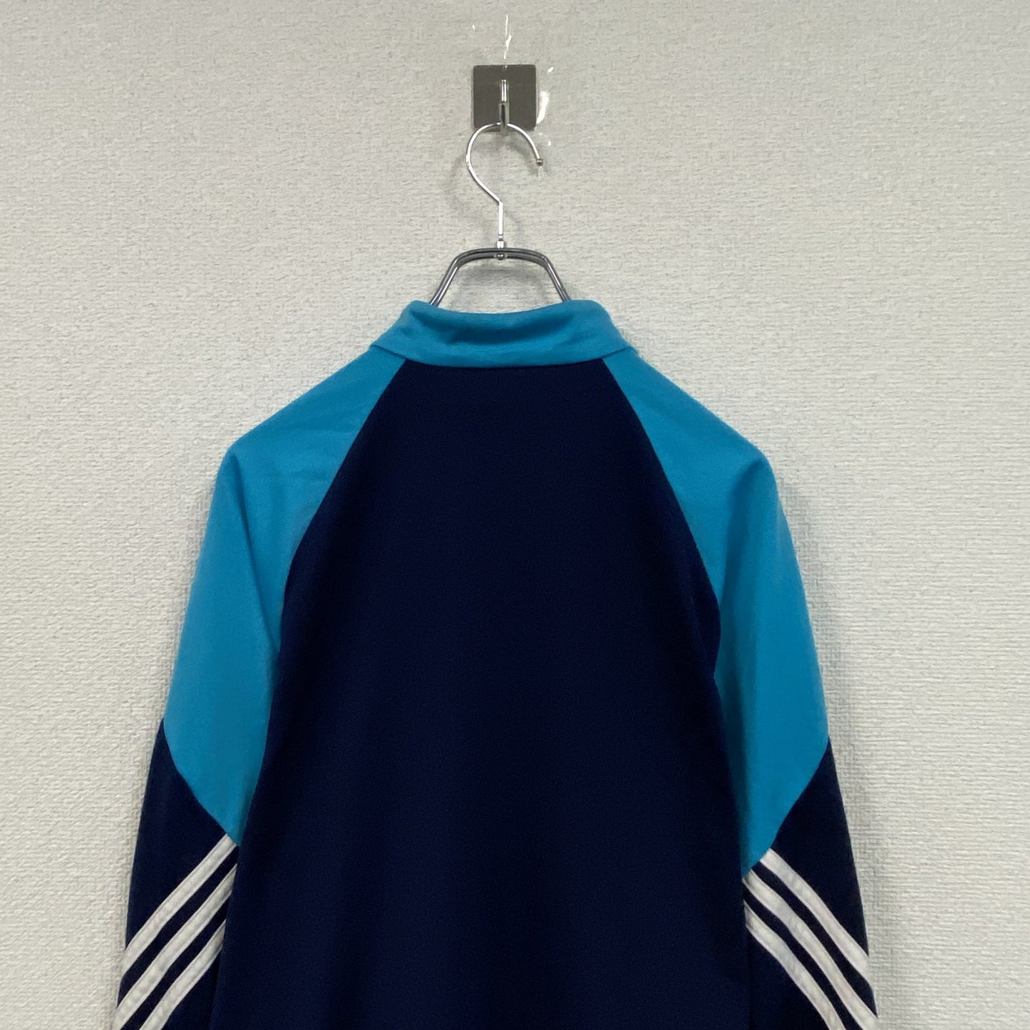 adidas　アディダス　トラックジャケット/ジャージ　紺　ネイビー　ライトブルー　Mサイズ