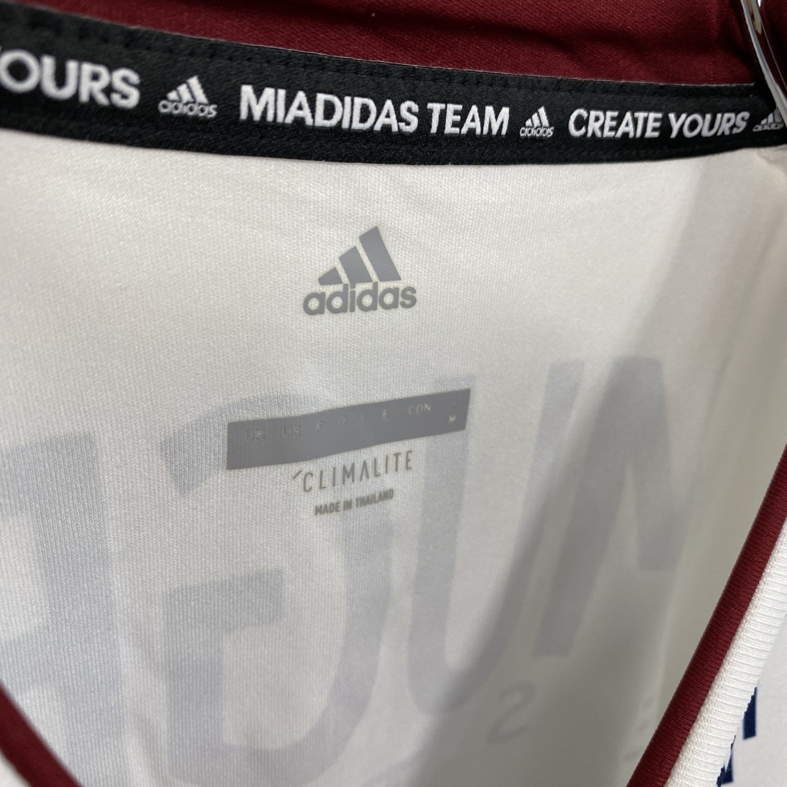adidas　アディダス　半袖Tシャツ　ユニフォーム　白　ホワイト　Mサイズ