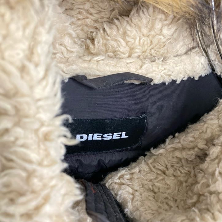 DIESEL　ディーゼル　N2B　ミリタリージャケット　黒　ブラック