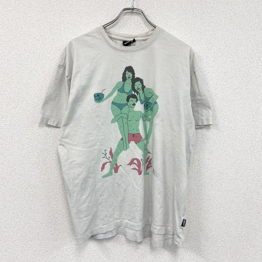 Addict　アディクト　Sean Morris　ショーンモーリス　半袖コラボプリントTシャツ　白　ホワイト　2XLサイズ