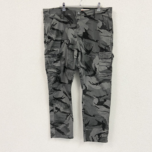 Wrangler　ラングラー　カーゴパンツ　ミリタリーパンツ　カモフラージュ　総柄　迷彩