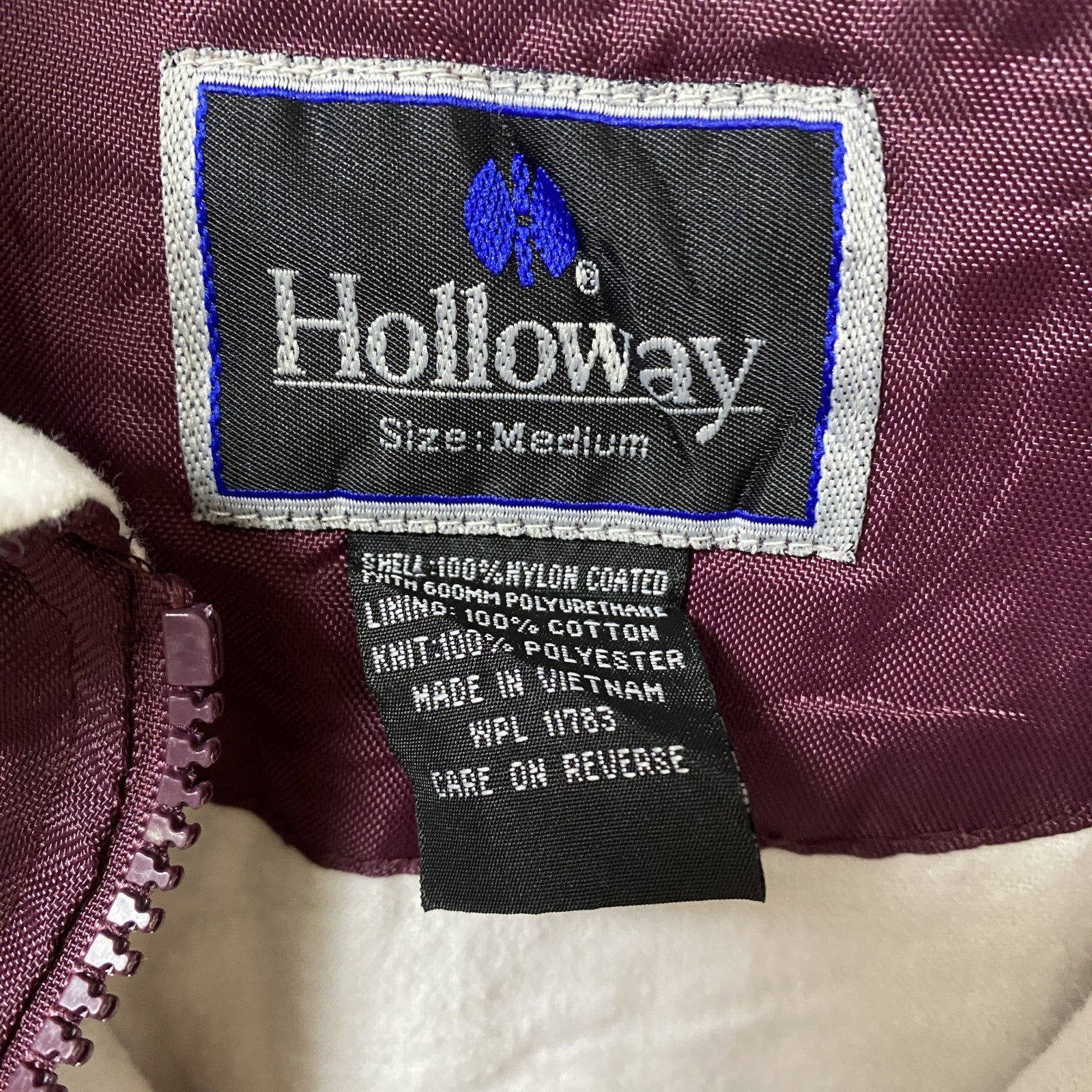 古着 used　Holloway ホロウェイ　長袖ハーフジップナイロンジャケット　アノラックパーカー　刺　ワインレッド　Mサイズ