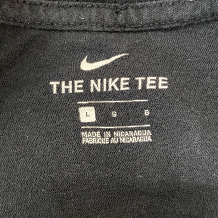 古着 used NIKE ナイキ　半袖プリントTシャツ　クルーネック　スウッシュロゴ　カジュアルデザイン　黒　ブラック　Lサイズ