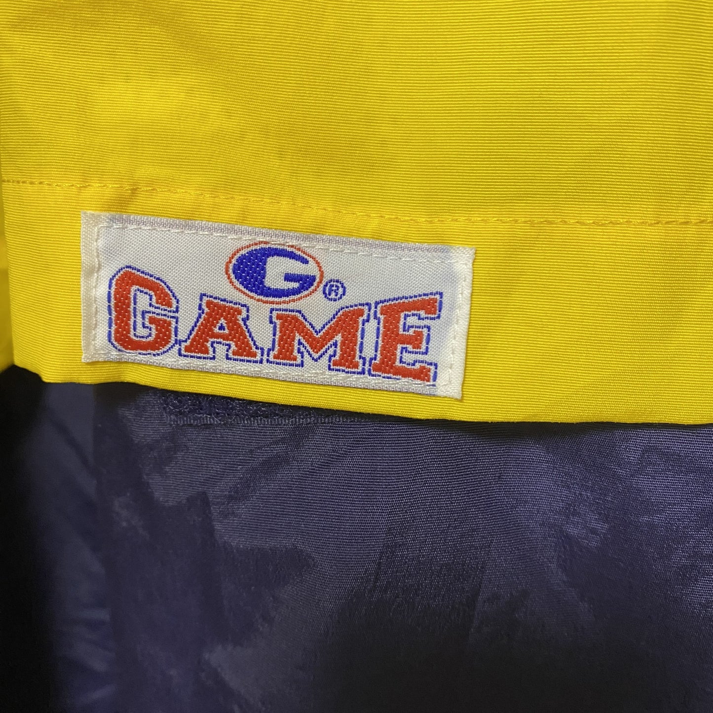 古着 used　GAME SPORTWEAR　長袖ハーフジップナイロンジャケット　プルオーバー　　黄　ネイビー　Mサイズ
