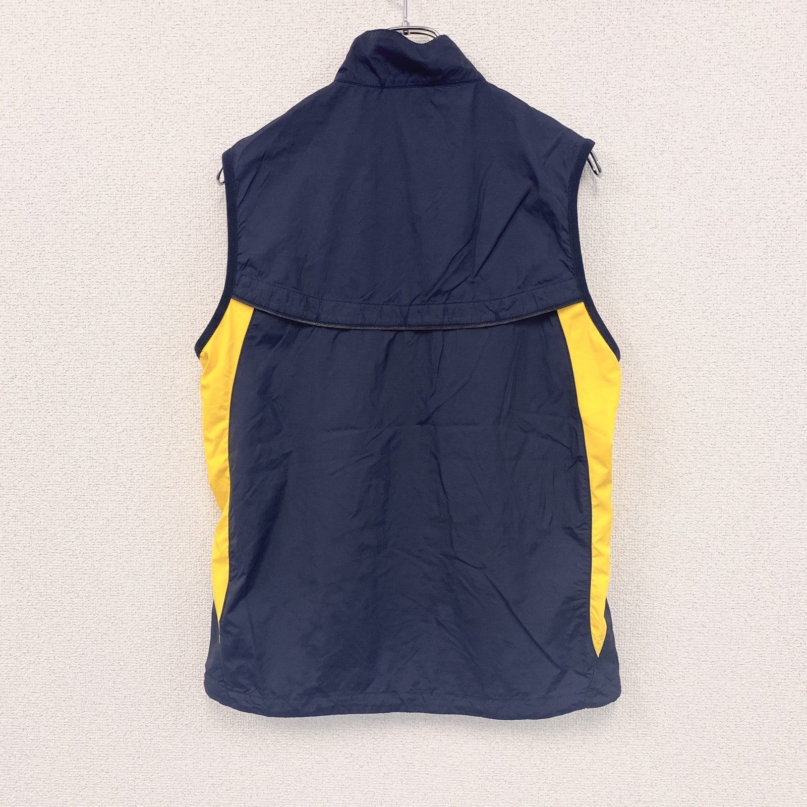 NIKE　ナイキ　ナイロンベスト　紺　ネイビー　Mサイズ