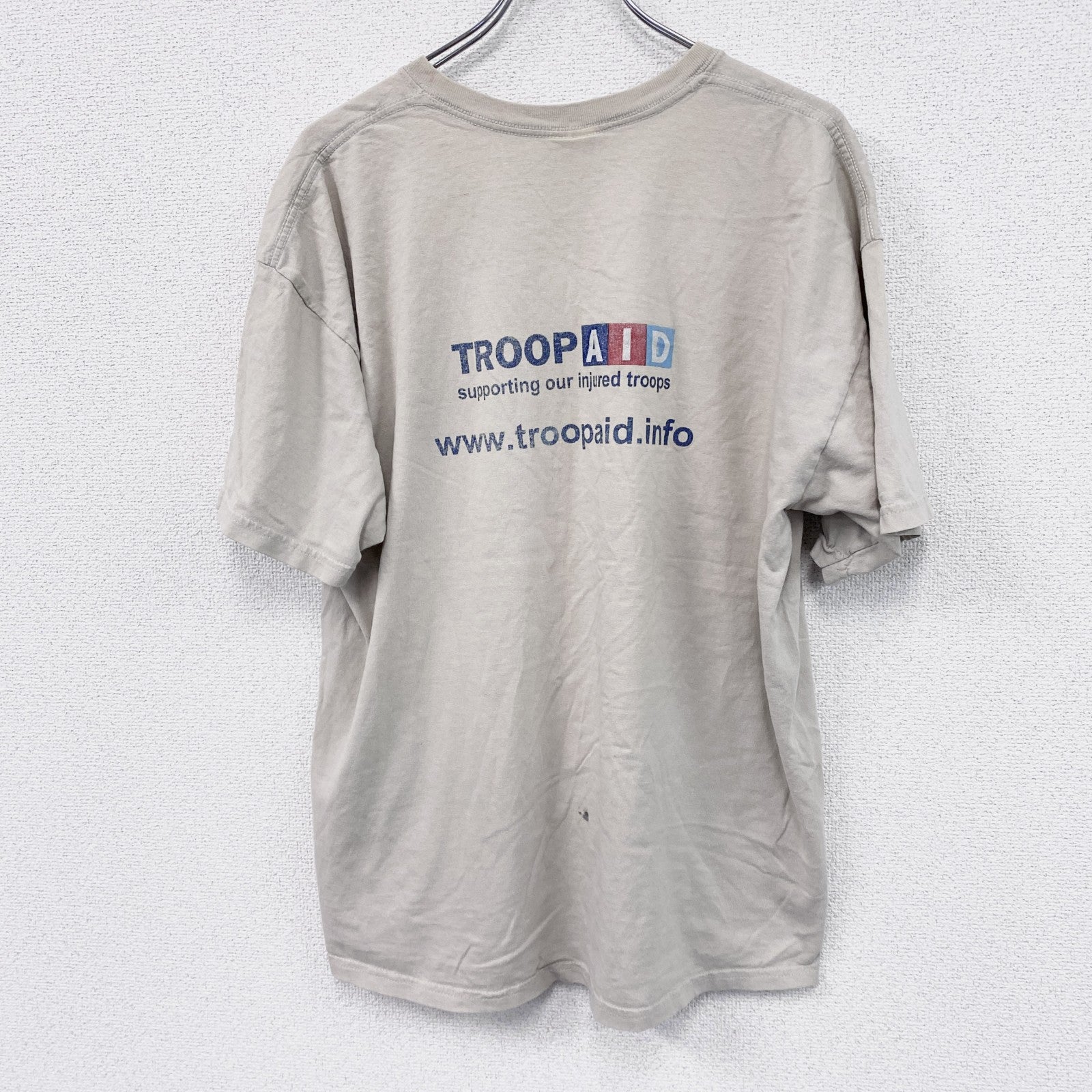 GILDAN　ギルダン　半袖プリントTシャツ　ベージュ　XLサイズ