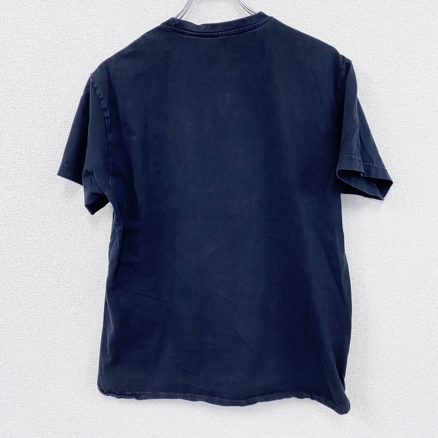 GILDAN　ギルダン　半袖アニマルプリントTシャツ　コブラ　黒　ブラック　Mサイズ　