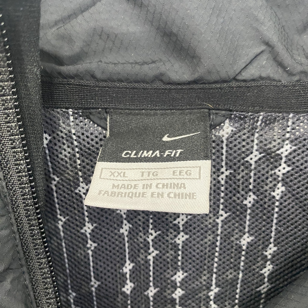 NIKE　ナイキ　CLIMA-FIT　フルジップジャケット　ウインドブレーカー　ギミック　黒　ブラック　2XLサイズ　
