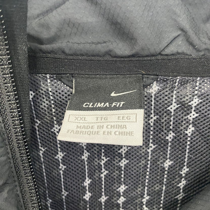NIKE　ナイキ　CLIMA-FIT　フルジップジャケット　ウインドブレーカー　ギミック　黒　ブラック　2XLサイズ　