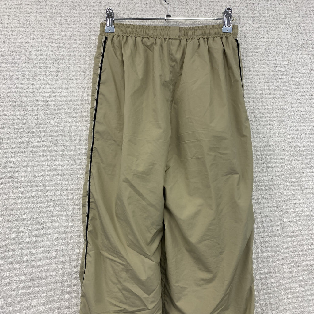 FRED PERRY　フレッドペリー　トラックパンツ　サイドライン　ベージュ　Lサイズ
